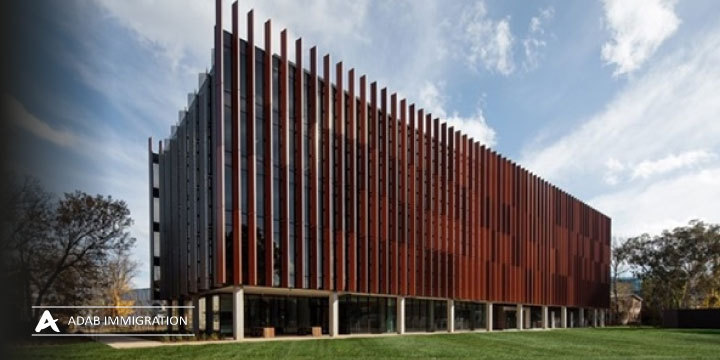 3- دانشگاه ملی استرالیا