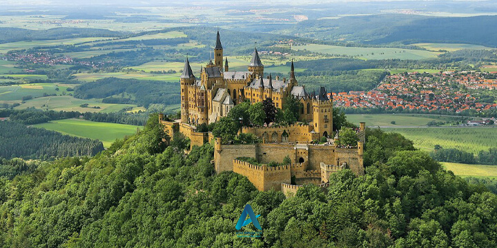قلعه هوهنزولرن (Hohenzollern Castle)